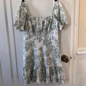 Speechless mini dress floral size medium green & white boho